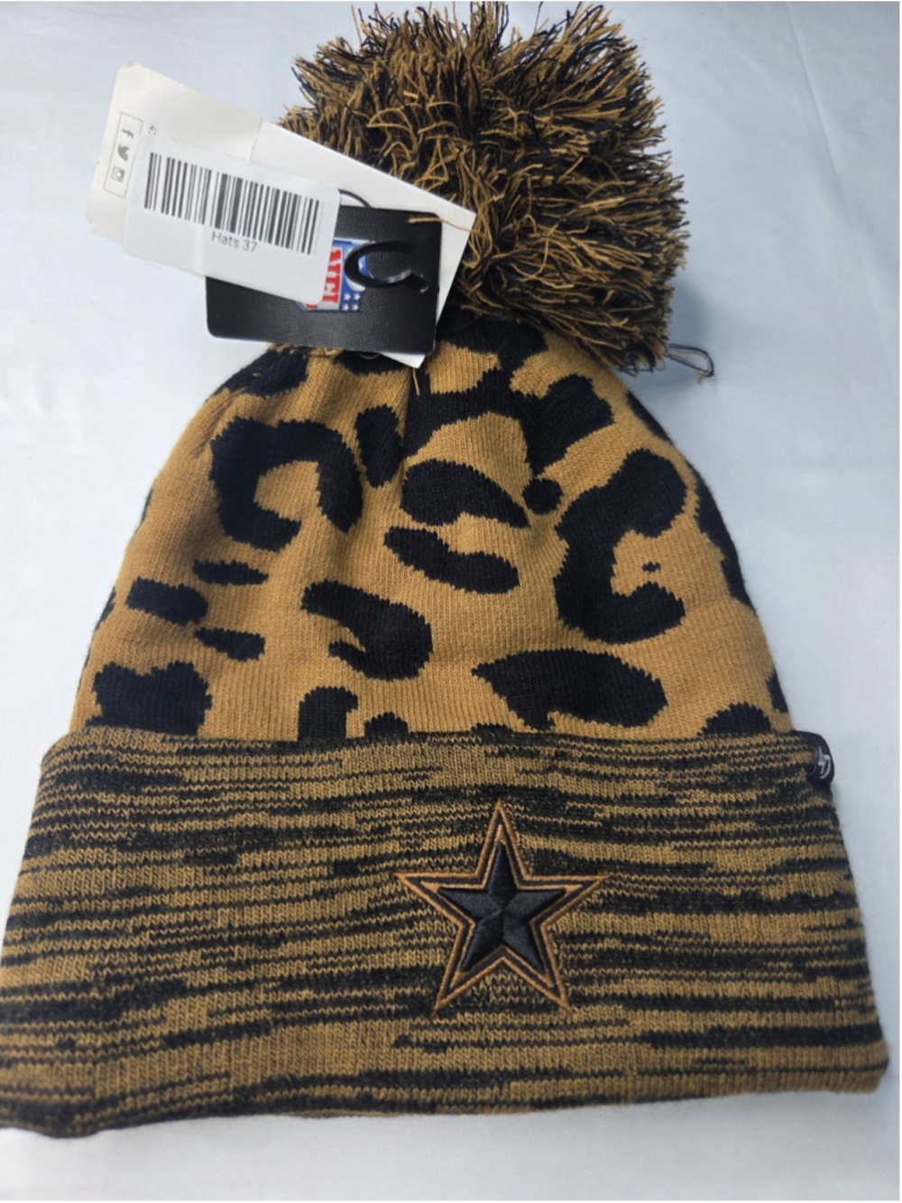 '47 Dallas Cowboys Women's Cuffed Pom Beanie Camel Black NWT #37